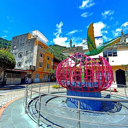 Hotel Amazonia Y Sol Baños Buitenkant foto
