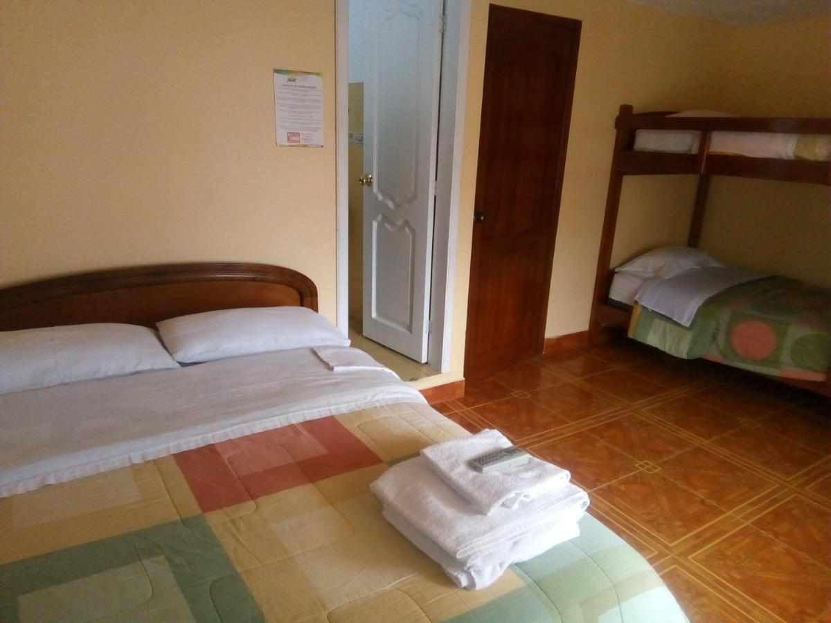 Hotel Amazonia Y Sol Baños Buitenkant foto