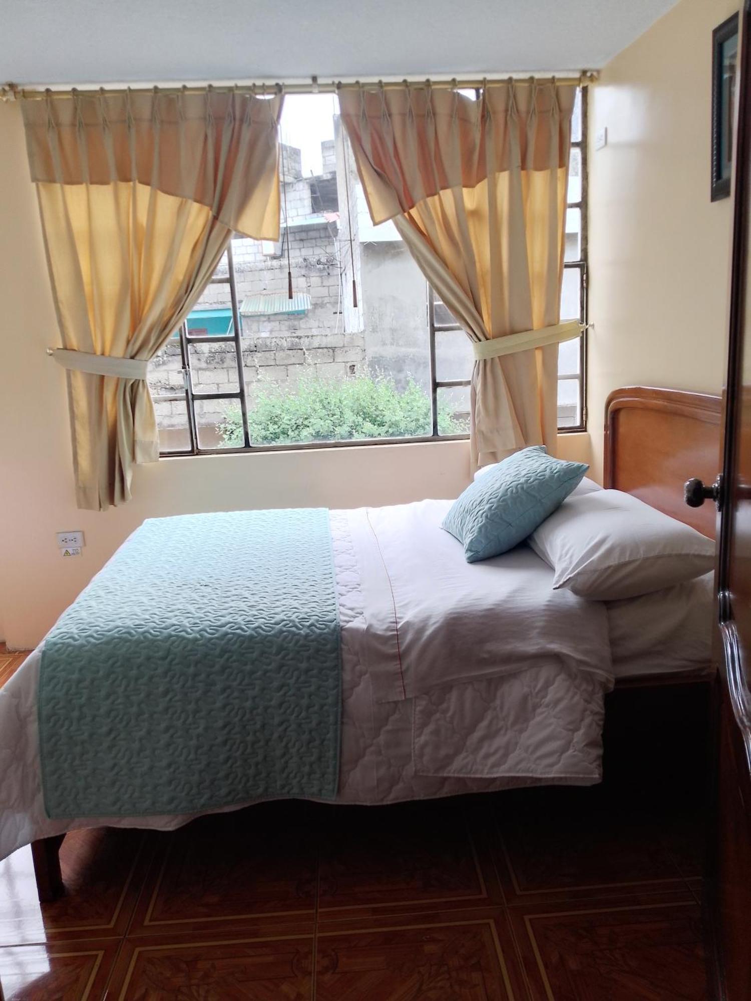 Hotel Amazonia Y Sol Baños Buitenkant foto